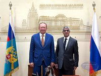 А.В.Яковенко и Посол Кувейта (1).jpg